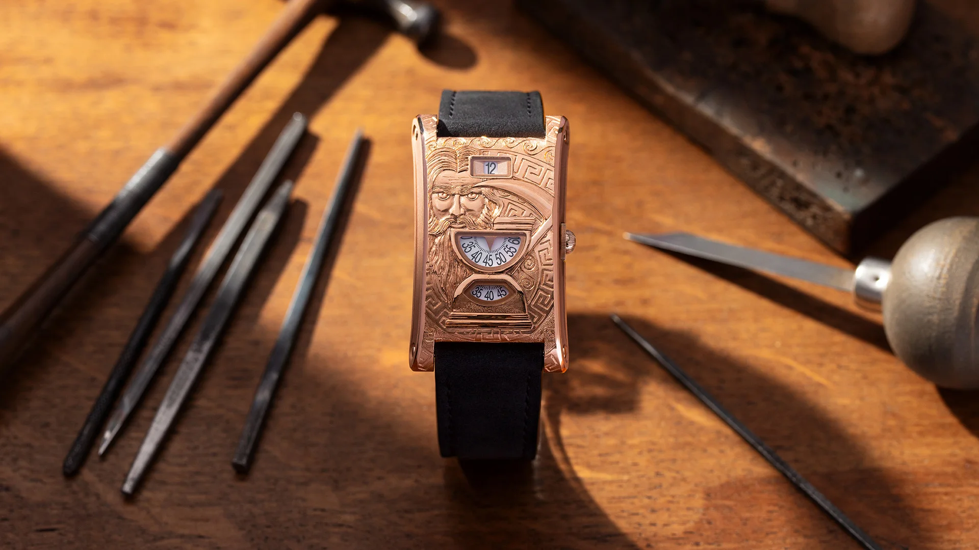 Chronos im Goldkäfig: Warum die Neo Digiteur Chronos mehr Skulptur als Uhr ist